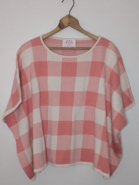 La Casita De Wendy Women's Peach/Ivory Check Short Sleeve Poncho Sweater